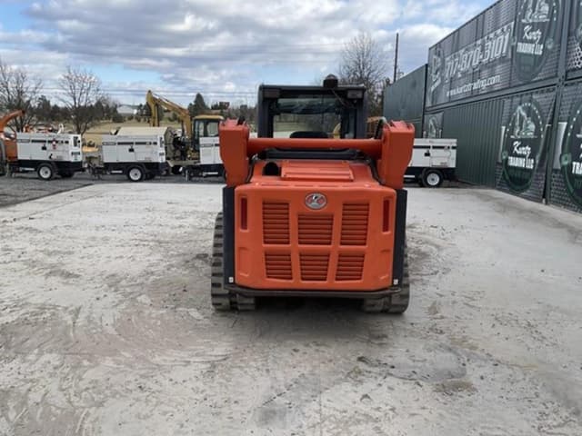 Image of Kubota SVL75-2 equipment image 2