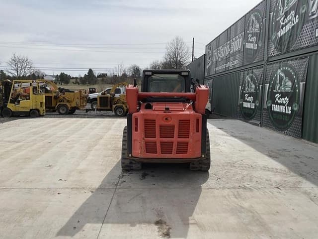 Image of Kubota SVL75-2 equipment image 2