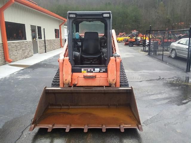 Image of Kubota SVL75-2 equipment image 2