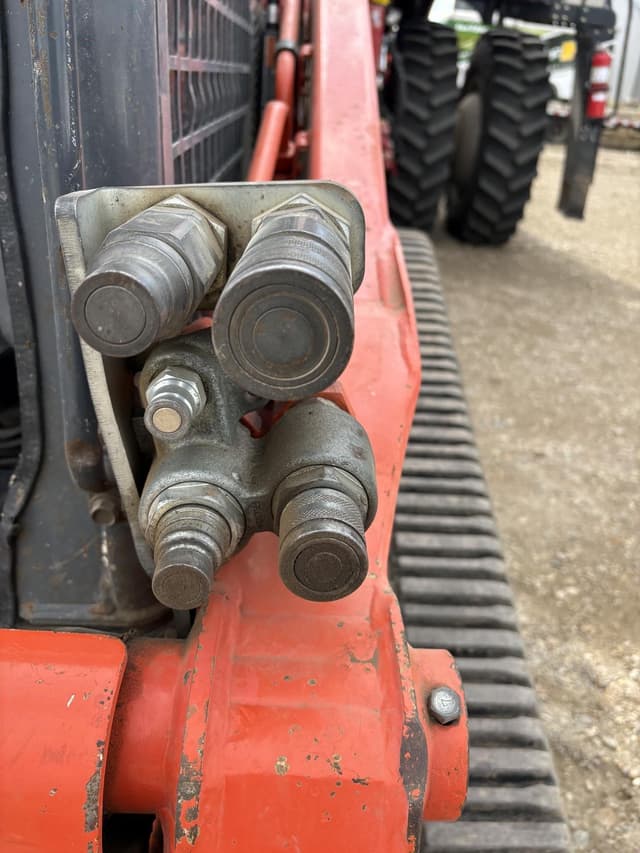Image of Kubota SVL90-2 equipment image 4