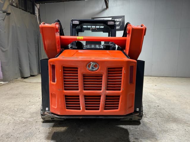 Image of Kubota SVL95-2 equipment image 2