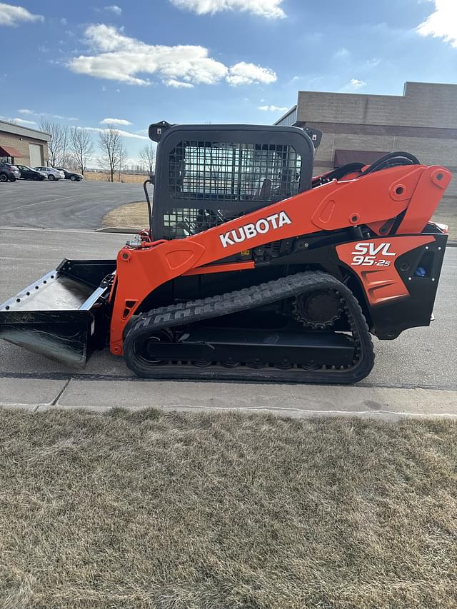 Image of Kubota SVL95-2S equipment image 3