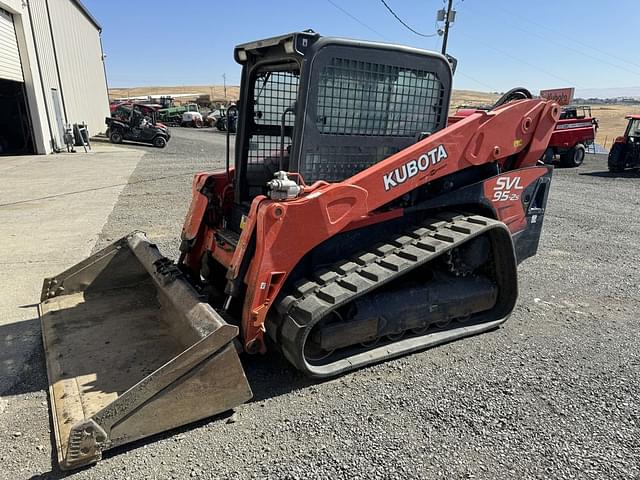 Image of Kubota SVL95-2S equipment image 4