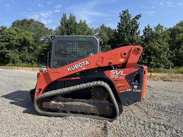 Image of Kubota SVL95-2S equipment image 2