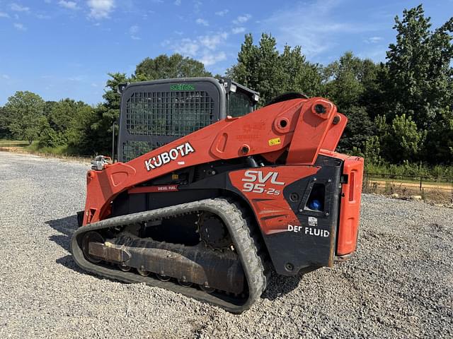 Image of Kubota SVL95-2S equipment image 3