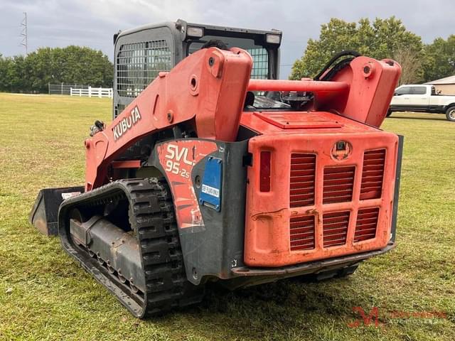 Image of Kubota SVL95-2S equipment image 3