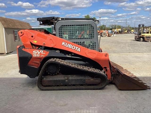 Image of Kubota SVL95-2S equipment image 4