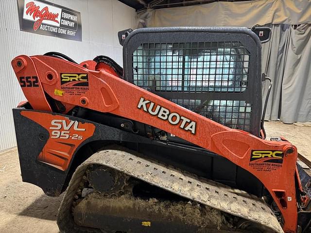 Image of Kubota SVL95-2S equipment image 3