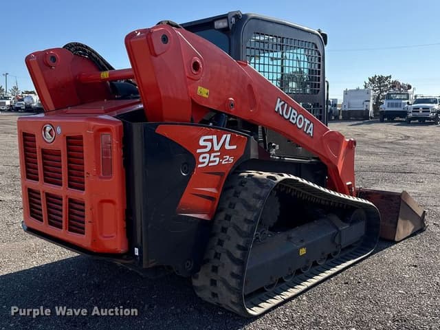 Image of Kubota SVL95-2S equipment image 4