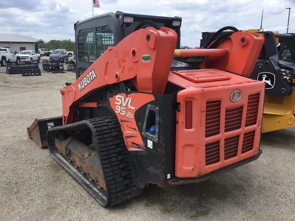 Image of Kubota SVL95-2SHC equipment image 4