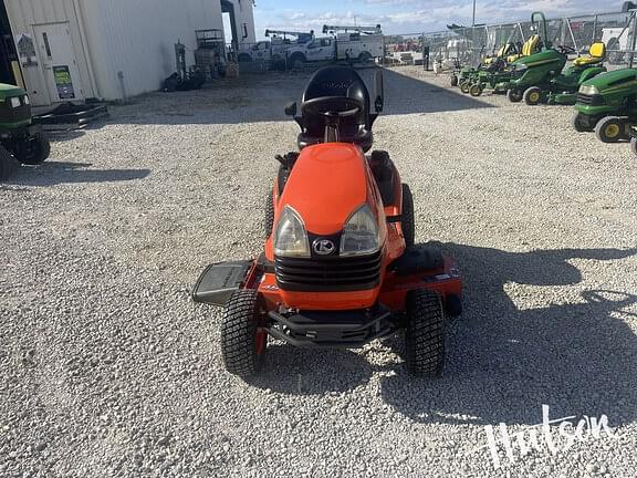 Image of Kubota T2290 equipment image 4