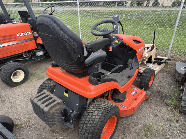 Image of Kubota T2290KW-42 equipment image 3