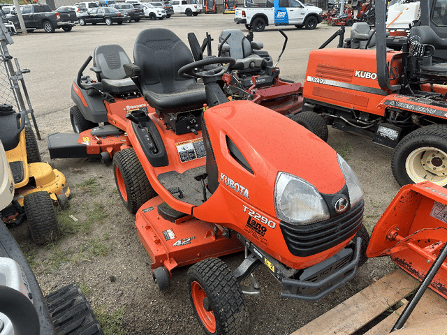 Image of Kubota T2290KW-42 equipment image 4