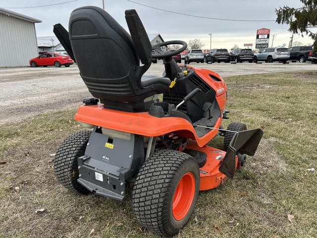 Image of Kubota T2290KW-42 equipment image 3