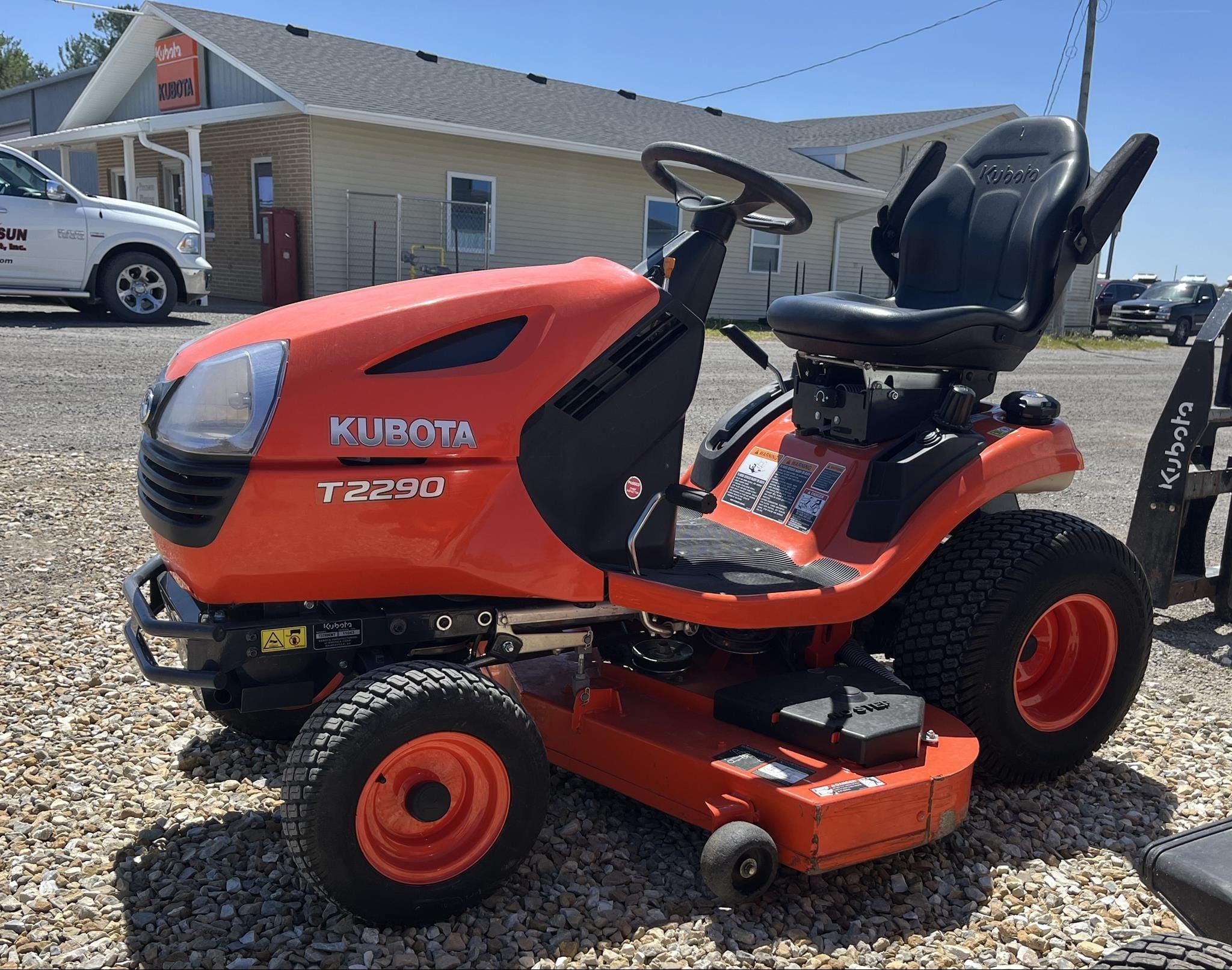 2018 Kubota T2290 Equipment Image0