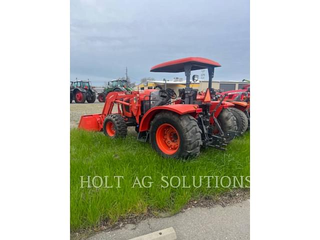 Image of Kubota M6L-111 equipment image 2