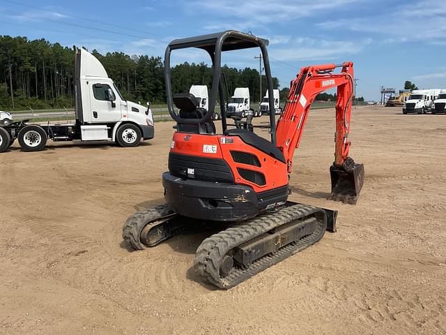 Image of Kubota U25R1T4 equipment image 4