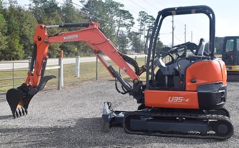Image of Kubota U35-4 equipment image 4