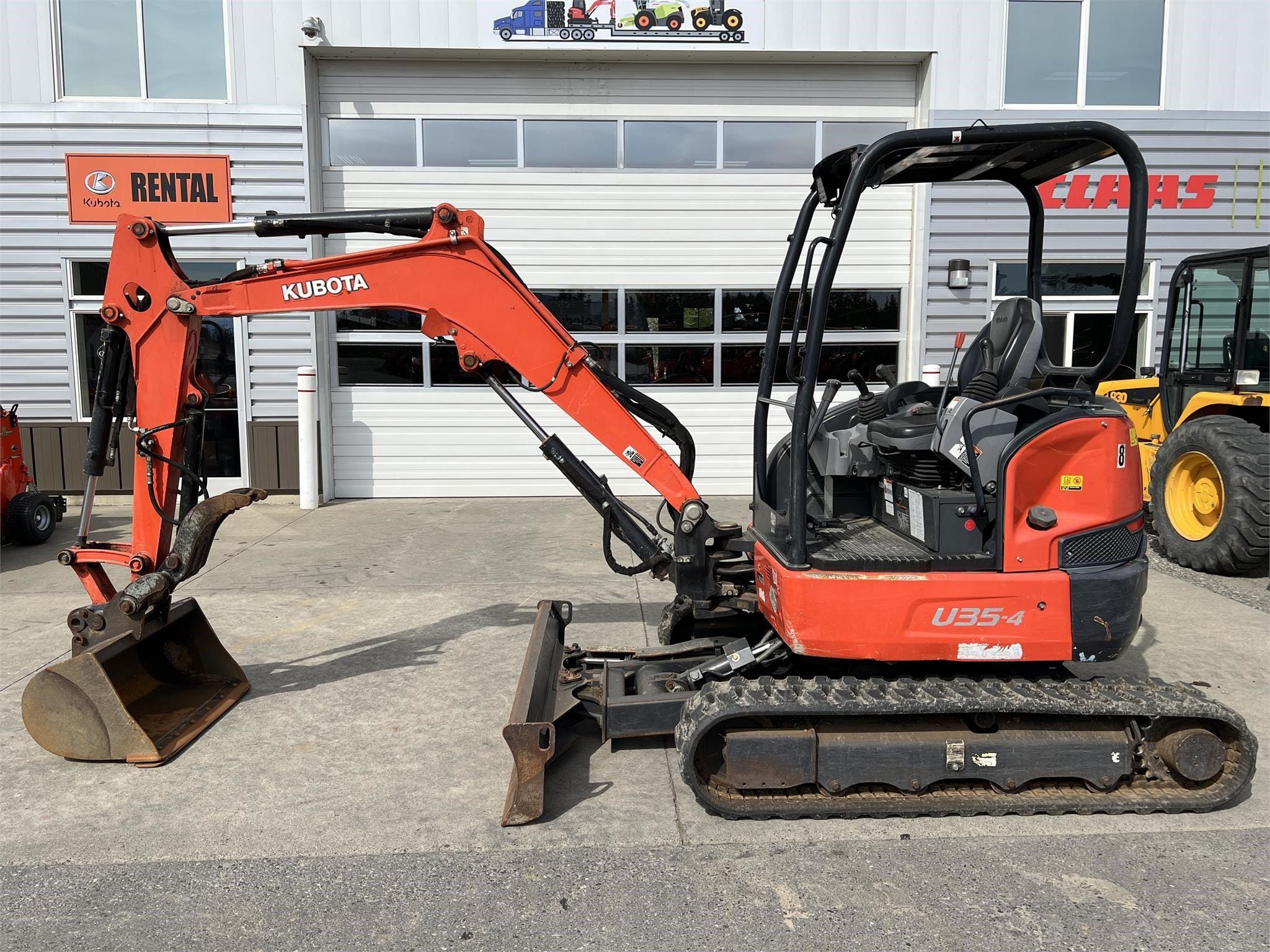 2018 Kubota U35-4 Equipment Image0