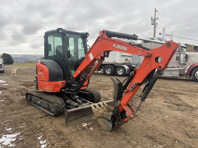 Image of Kubota U35-4 equipment image 3