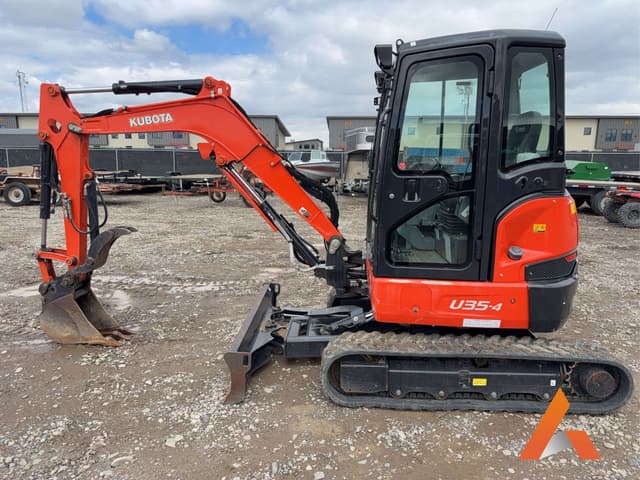 Image of Kubota U35-4 equipment image 1
