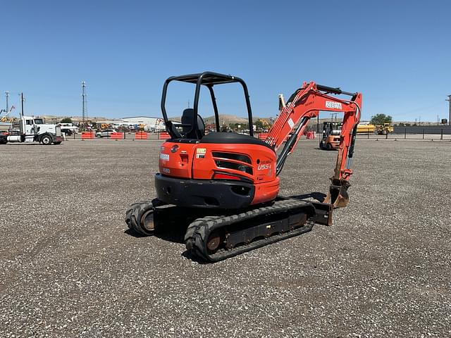 Image of Kubota U55-4 equipment image 2
