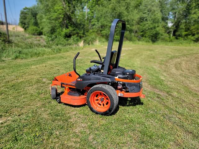 Image of Kubota Z121SKH equipment image 2