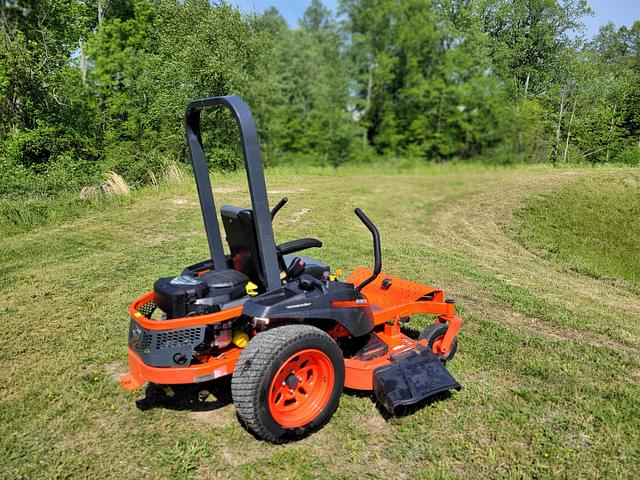 Image of Kubota Z121SKH equipment image 3
