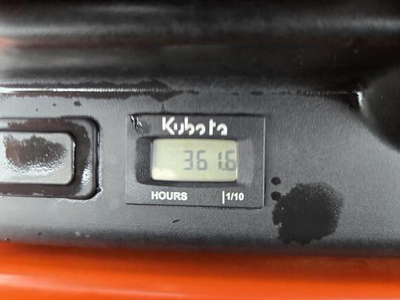 Image of Kubota Z122E equipment image 4