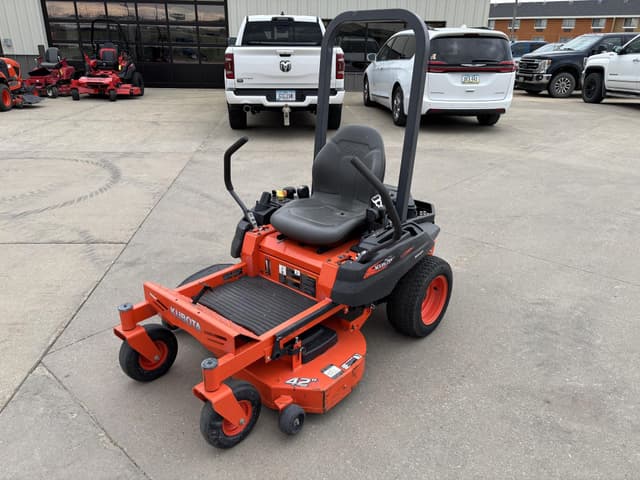 Image of Kubota Z122R equipment image 1