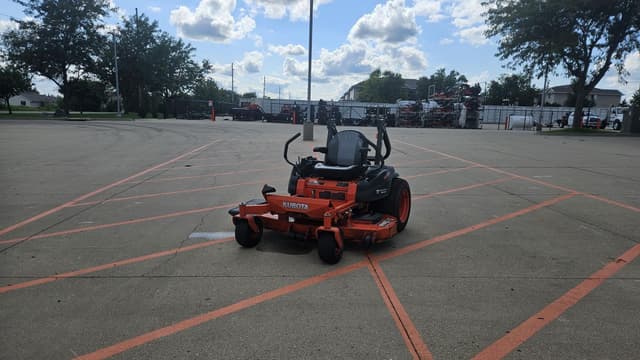 Image of Kubota Z421 equipment image 1