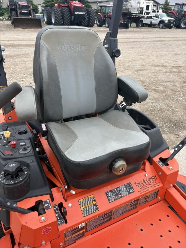 Image of Kubota Z725 equipment image 2