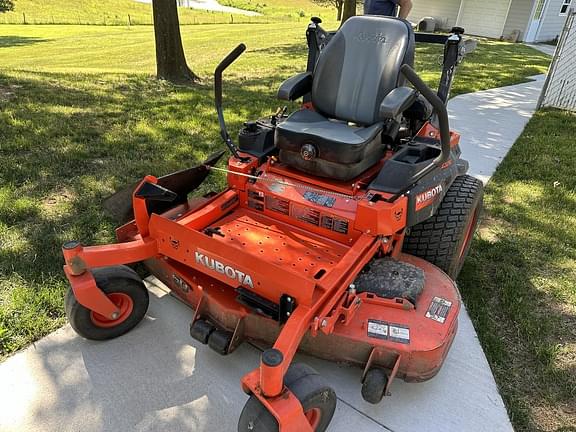 Image of Kubota Z725 equipment image 3