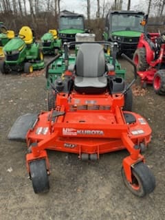 2018 Kubota Z725 Equipment Image0