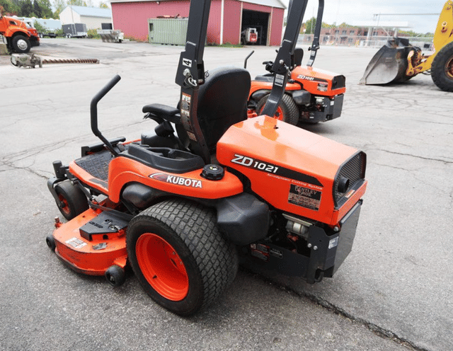 Image of Kubota ZD1021 equipment image 2