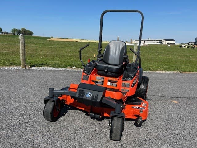Image of Kubota ZD1211-60 Image 1