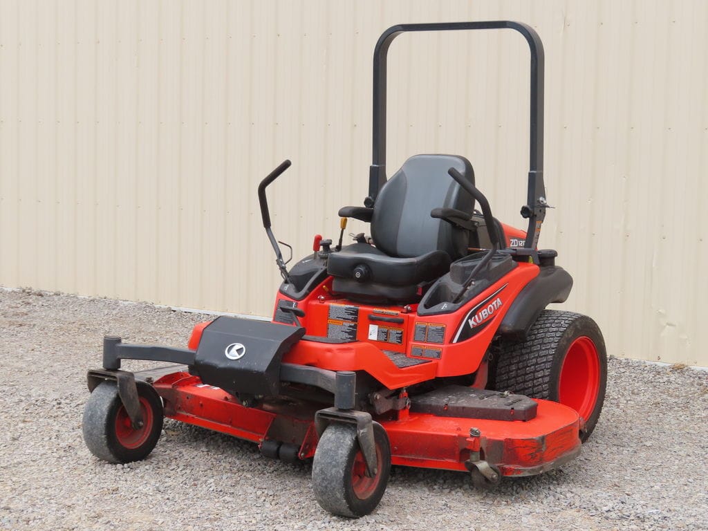 2018 Kubota ZD1211 Equipment Image0