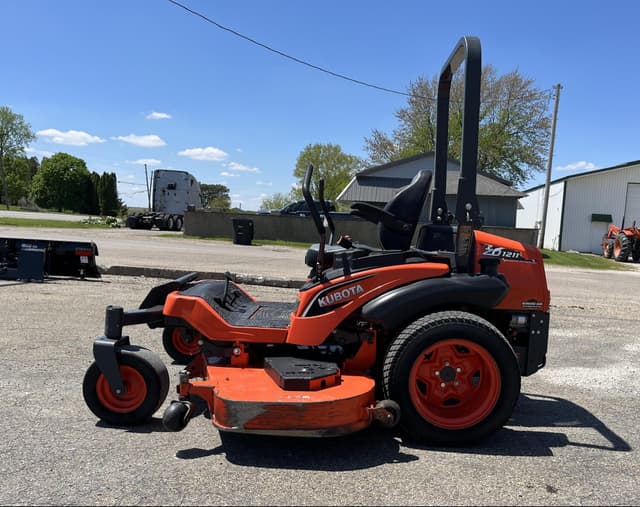 Image of Kubota ZD1211L equipment image 1
