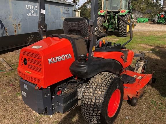 Image of Kubota ZD331 equipment image 2