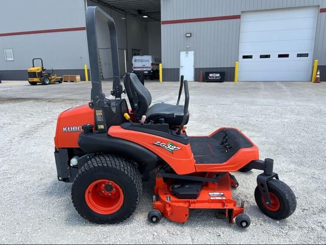 Image of Kubota ZG327 equipment image 1