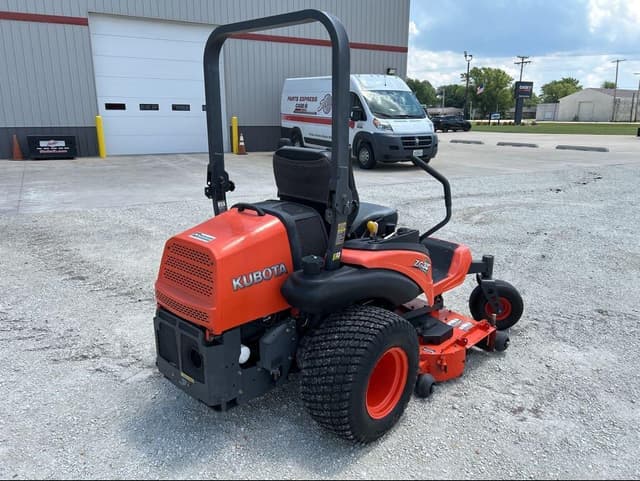 Image of Kubota ZG327 equipment image 2