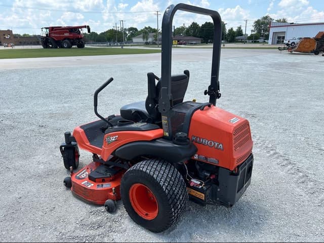 Image of Kubota ZG327 equipment image 4