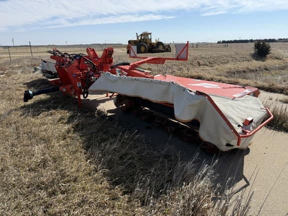 Image of Kuhn FC813R equipment image 1