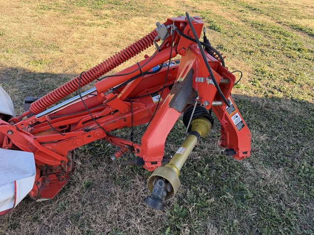 Image of Kuhn GMD310HD equipment image 2