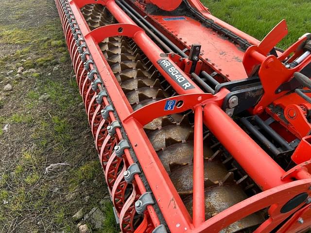 Image of Kuhn HR8040R equipment image 3