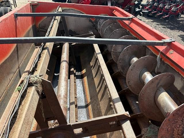 Image of Kuhn Knight 3130 equipment image 2