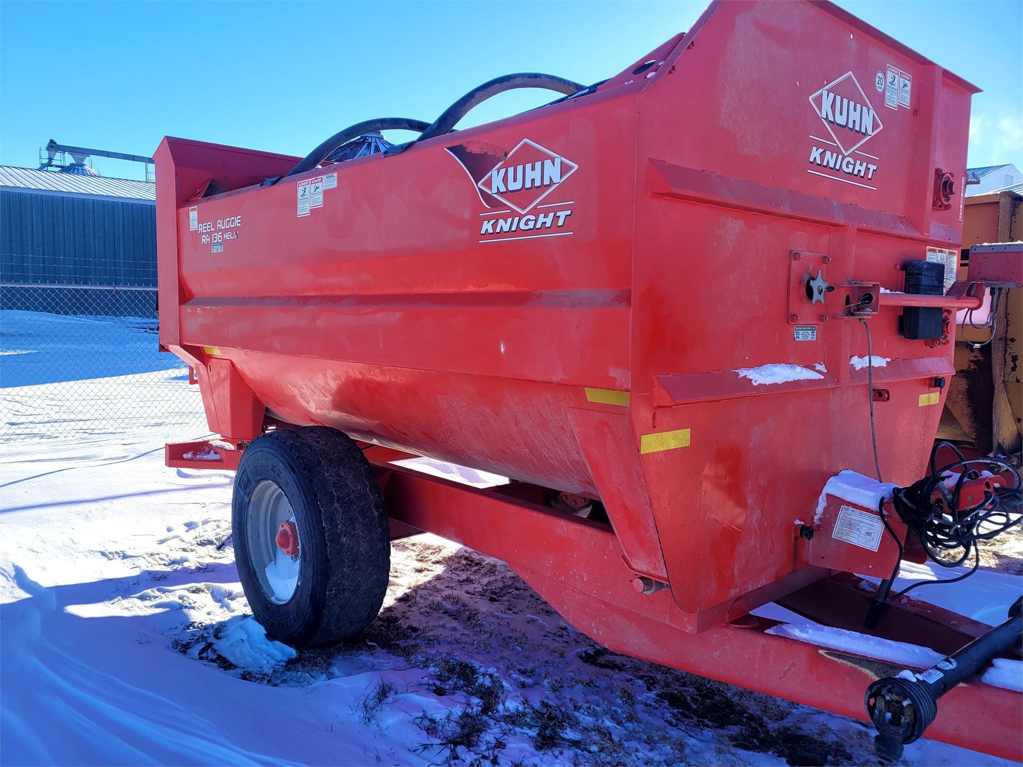 2018 Kuhn Knight RA136 Equipment Image0