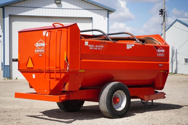 Image of Kuhn Knight RA142 equipment image 4