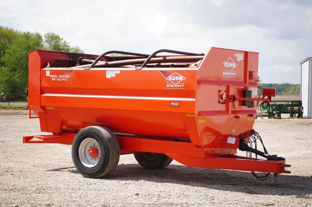 Image of Kuhn Knight RA142 equipment image 2