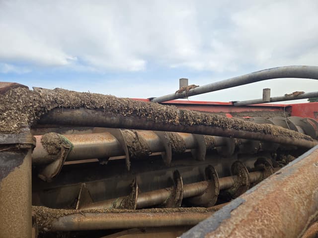 Image of Kuhn Knight RA142 equipment image 3